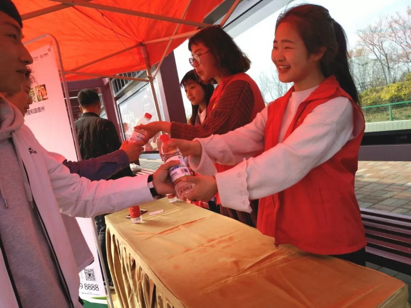 2.webp.jpg 2.webp.jpg