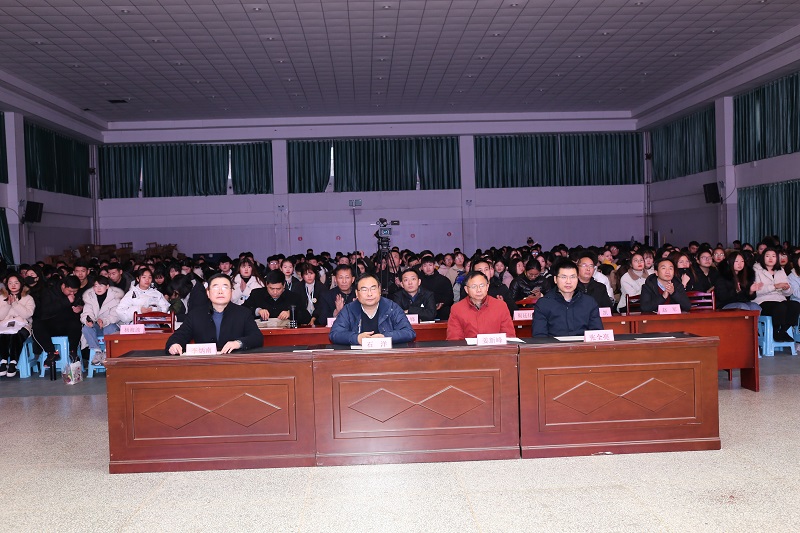 IMG_1562.jpg IMG_1562.jpg