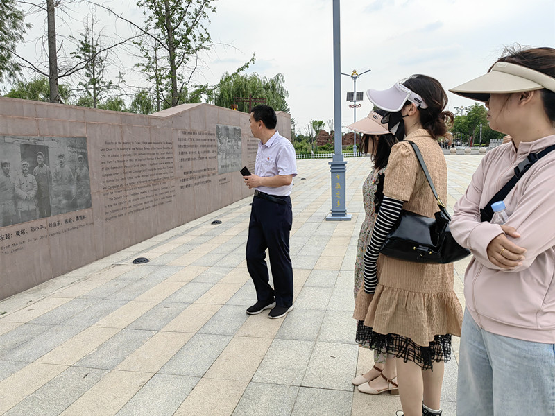 1 (8)_副本.jpg 1 (8)_副本.jpg