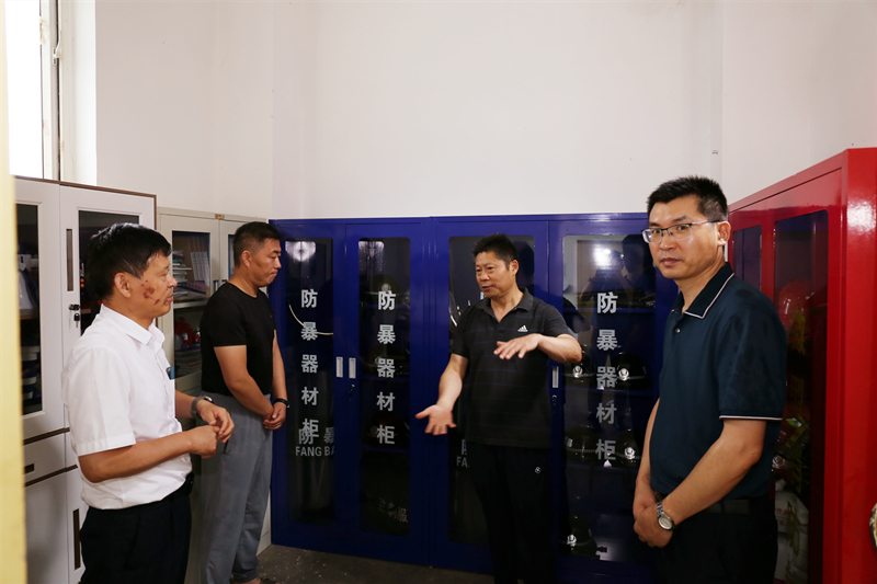 IMG_7395.JPG IMG_7395.JPG